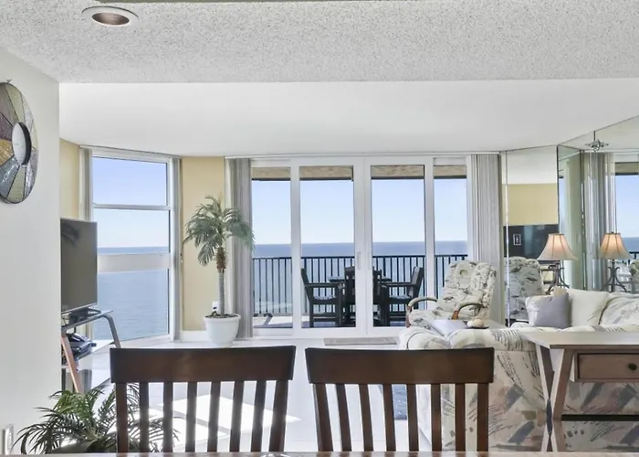 Two Bedroom Corner With Panoramic Gulf Views *