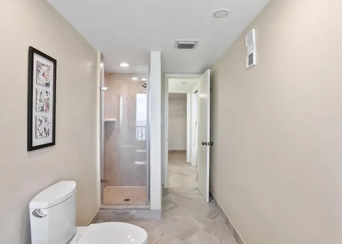 Two Bedroom Corner With Panoramic Gulf Views